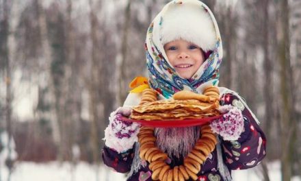 Можно просто отпраздновать. Но за круглым блинчиком не пройти мимо Солнца Правды