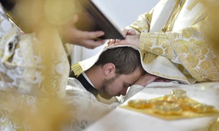 7 таинств Церкви: Священство. Что нам следует знать о таинстве священства