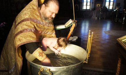 Как покрестить ребенка без священника?