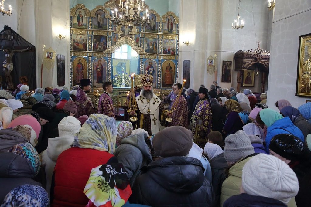 Архиерейское богослужение в Воскресенском (старом) храме Вичуги