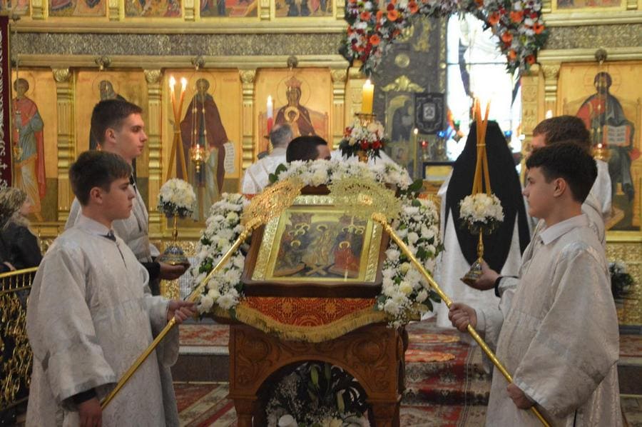 Самое радостное богослужение в году. Особенности Пасхального богослужения